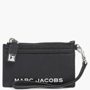 NWT Marc Jacobs Zip Wristlet
